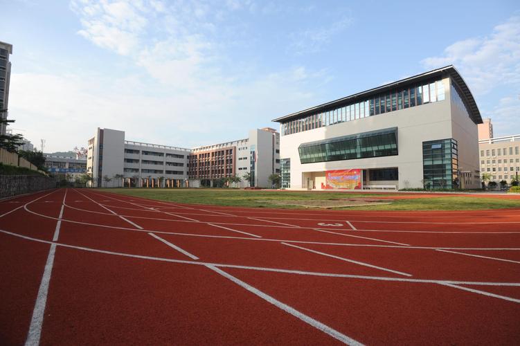 p>珠海市藝術(shù)高級(jí)中學(xué)創(chuàng)辦于2012年,市教育局直屬全日制公辦普通高中